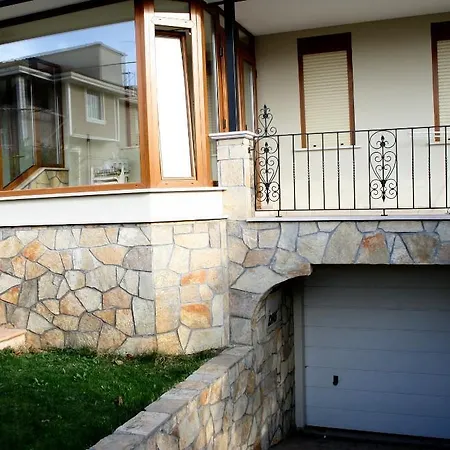 Villa 2